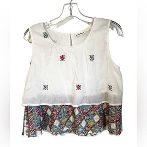 Roller Rabbit Womens Scoop Neck Embroidered Tiered Top White Cotton Size S